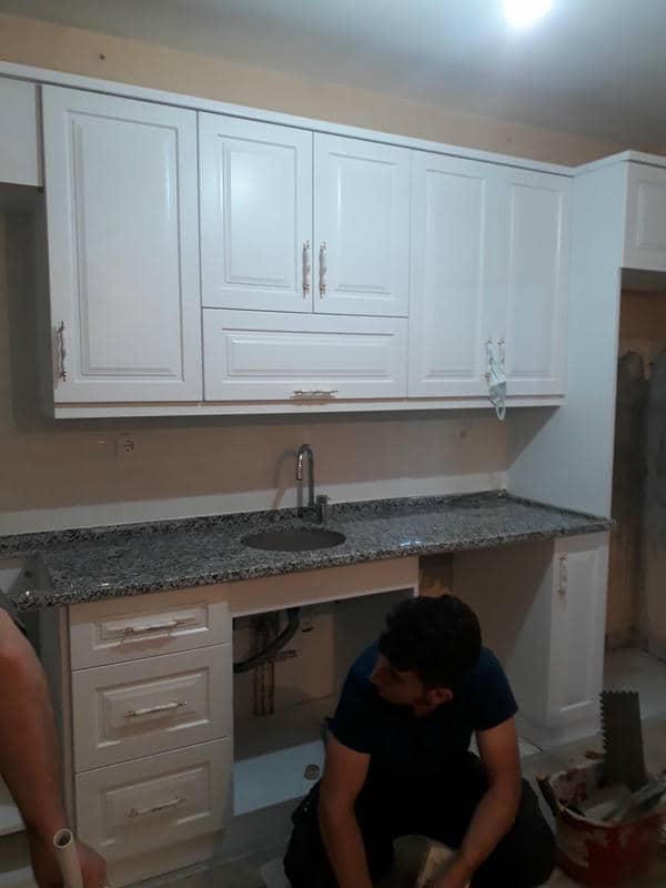 Mutfak Dolabı Altında Su profesyonel servis